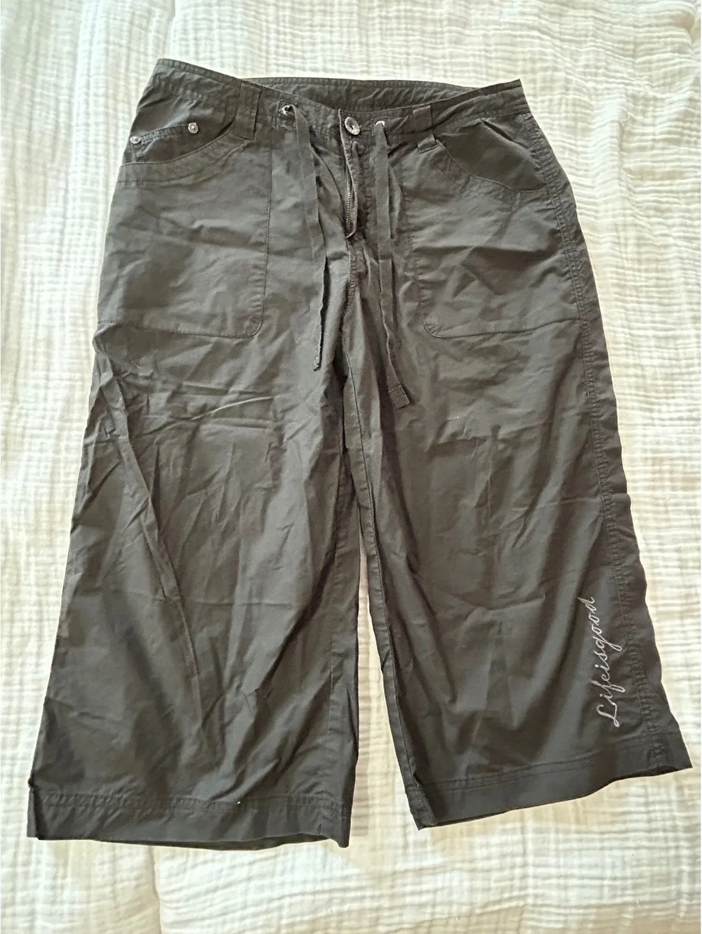 Life is Good Cropped Capri Pants